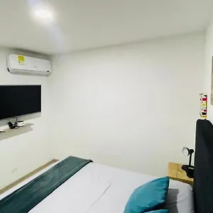 Acogedor En La Mejor Zona Gastronomica Cali- Oeste Apartamento Cali